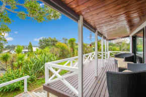 Greenhithe Hidden Gem with Sea Views and Air-con